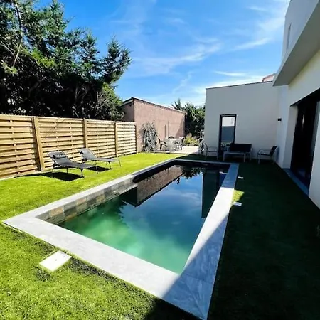 Detente Et Plaisir : Villa Moderne Avec Piscine Saint-André-de-Sangonis Exterior foto